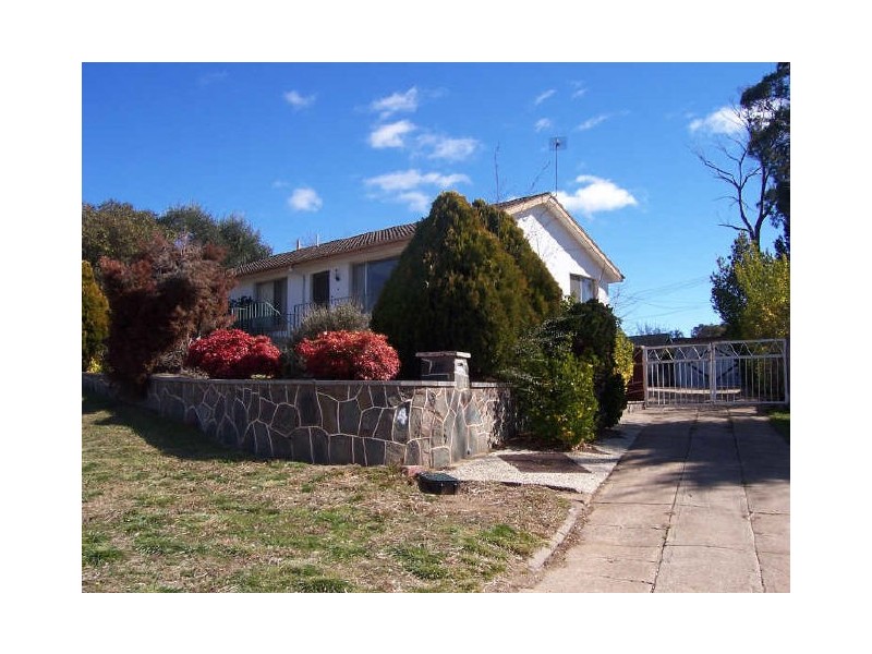 4 Belbin Place, Macquarie ACT 2614