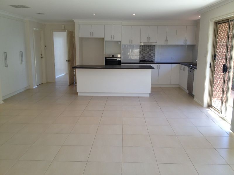 42 Dagmar Berne Street, Macgregor ACT 2615