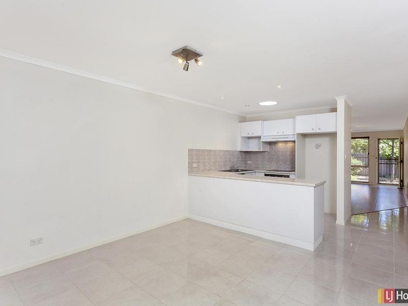 18/15 John Cleland Crescent, Florey ACT 2615