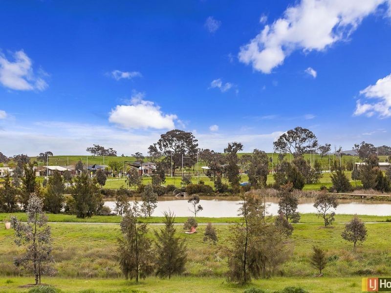 6/20 Clare Burton Crescent, Franklin ACT 2913