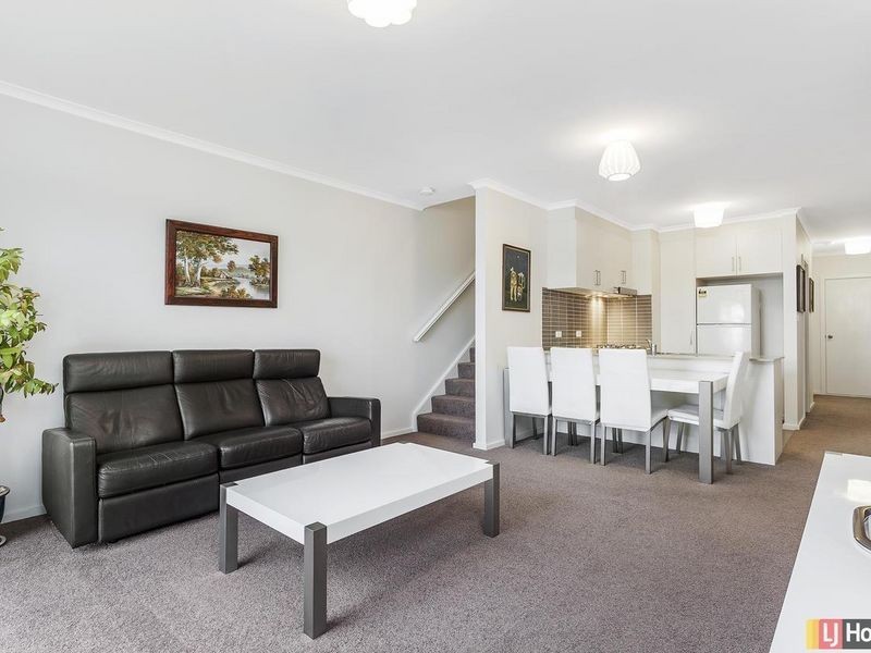 6/20 Clare Burton Crescent, Franklin ACT 2913