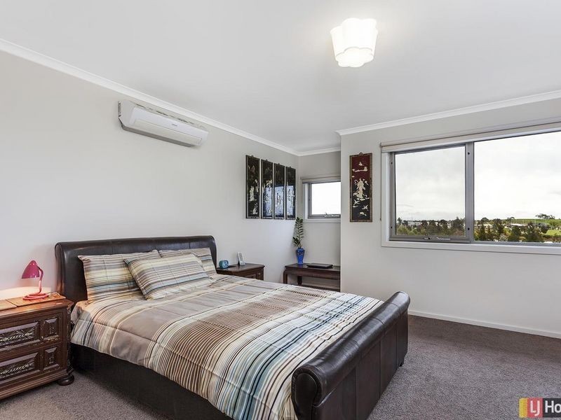 6/20 Clare Burton Crescent, Franklin ACT 2913