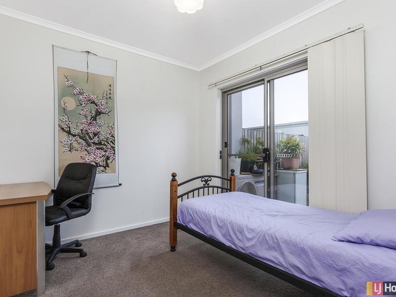 6/20 Clare Burton Crescent, Franklin ACT 2913