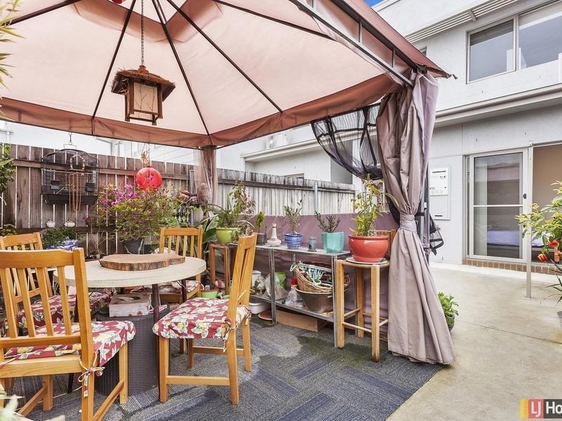 6/20 Clare Burton Crescent, Franklin ACT 2913