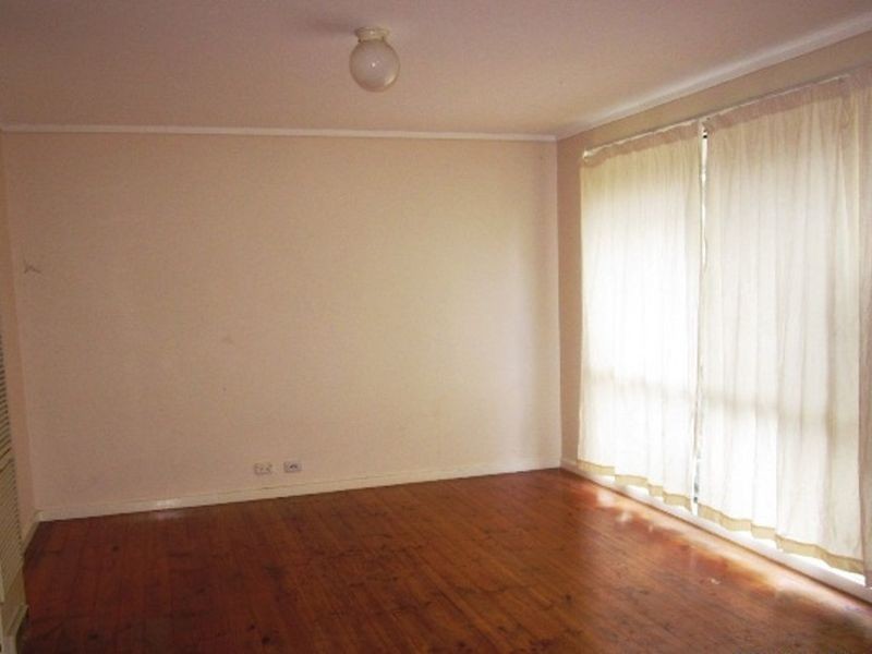 4 Packham Place, Charnwood ACT 2615