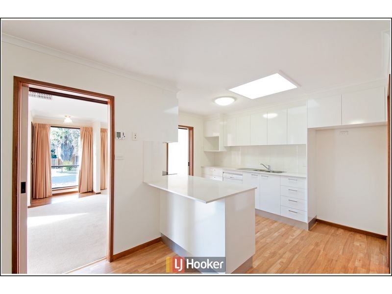 5 Frater Crescent, Lyneham ACT 2602