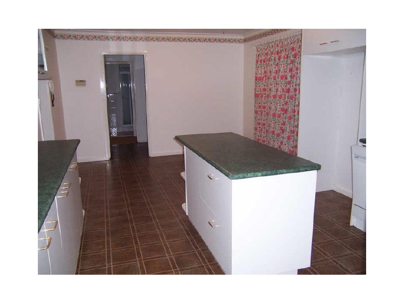 4 Bussell Crescent, Cook ACT 2614