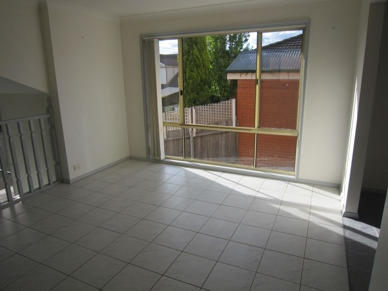 40 Arabanoo Crescent, Ngunnawal ACT 2913