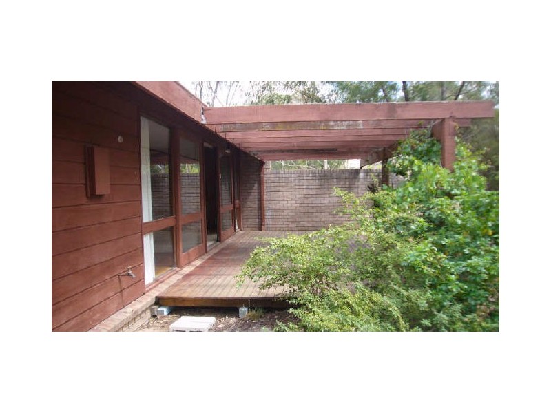 75 Wybalena Grove, Cook ACT 2614
