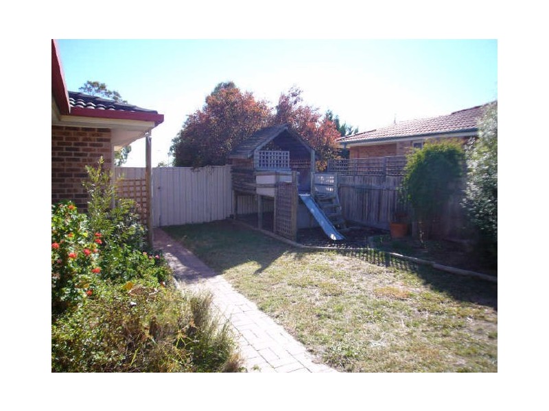 42 Tinderry Circuit, Palmerston ACT 2913