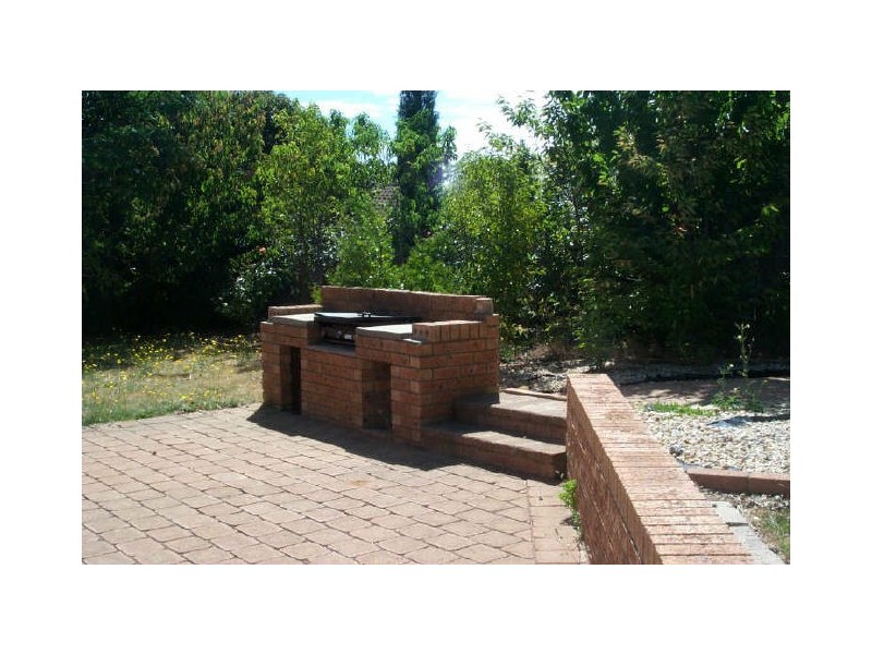 14 McAulay Place, Florey ACT 2615