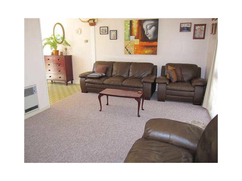 8 Bowling Place, Spence ACT 2615