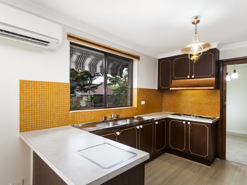 8 Lachlan Street, Macquarie ACT 2614