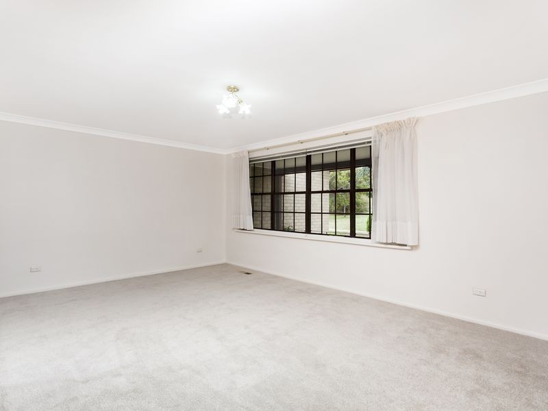 8 Lachlan Street, Macquarie ACT 2614