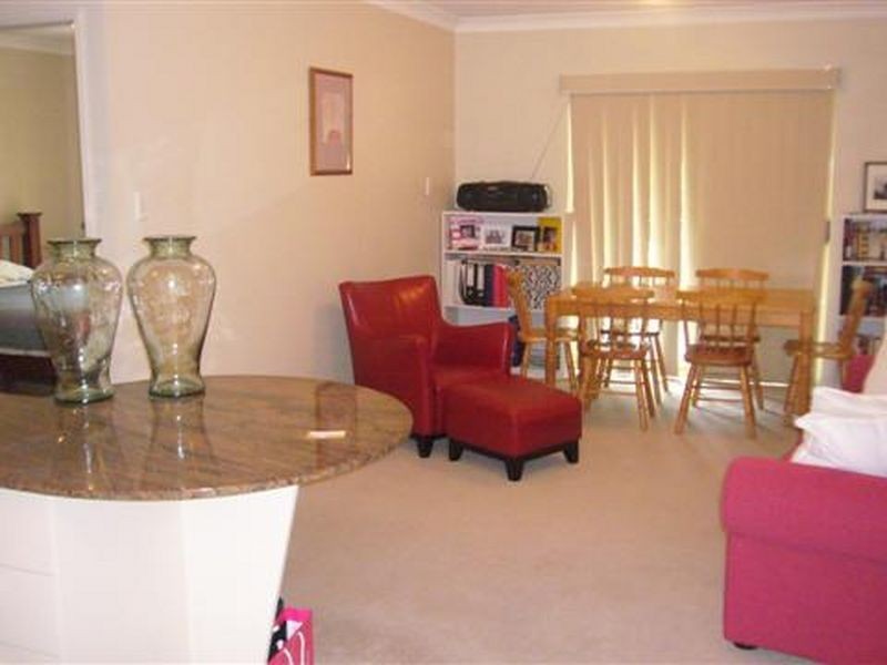 12/19 “Victoria Terrace” Fawkner Str, Braddon ACT 2612