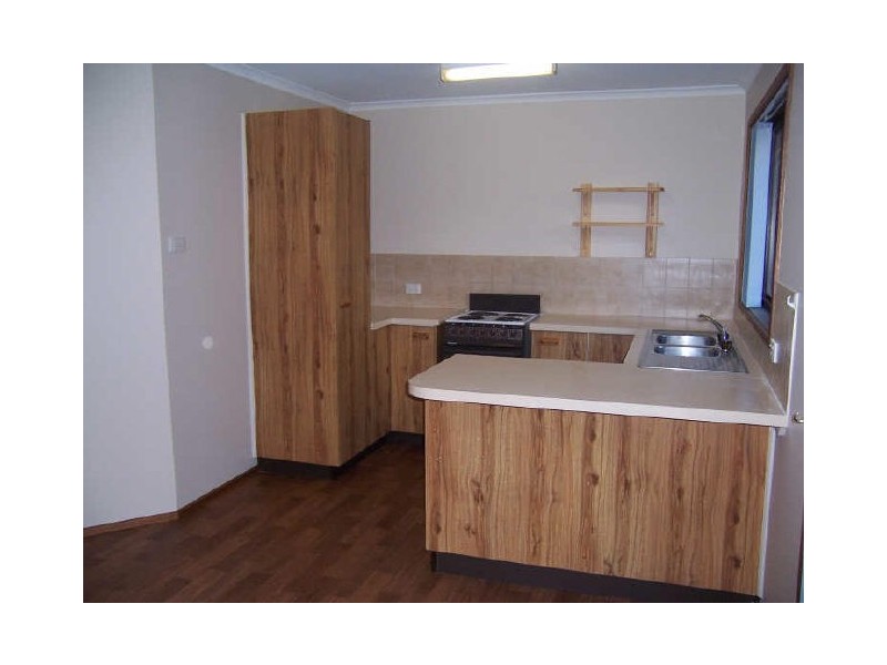 10 Tattersall Crescent, Florey ACT 2615