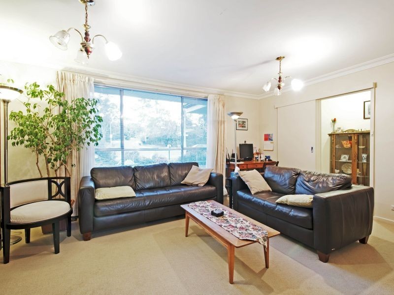 11 Bandjalong Crescent, Aranda ACT 2614