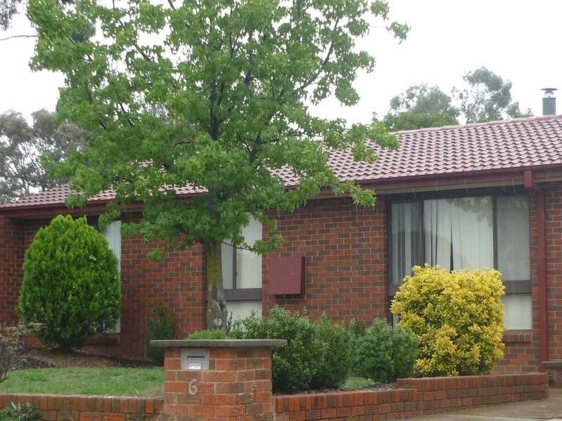 6 Lumholtz Place, Florey ACT 2615