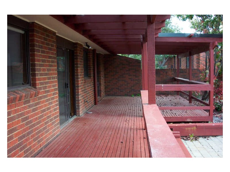 6 Lumholtz Place, Florey ACT 2615