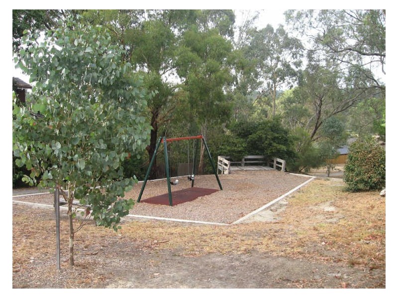 26 Toorac Drive, Briar Hill VIC 3088