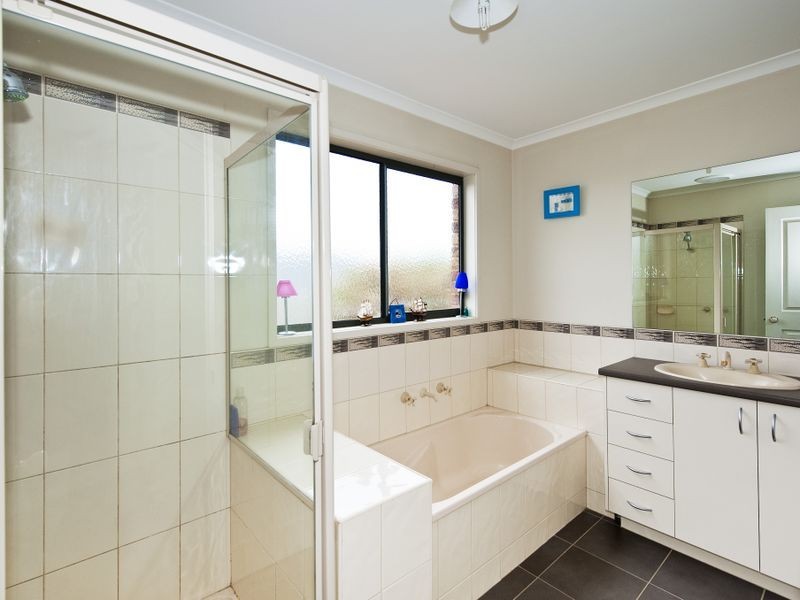 12 Merrijig Crescent, Doreen VIC 3754