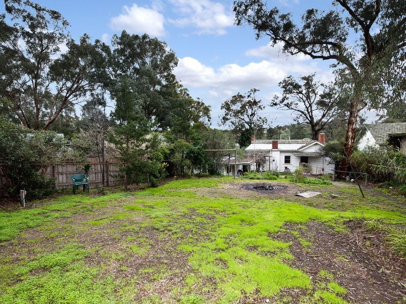 1186 Main Road, Eltham VIC 3095