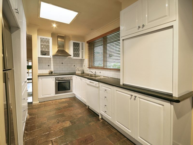 50 Orchard Avenue, Eltham North VIC 3095