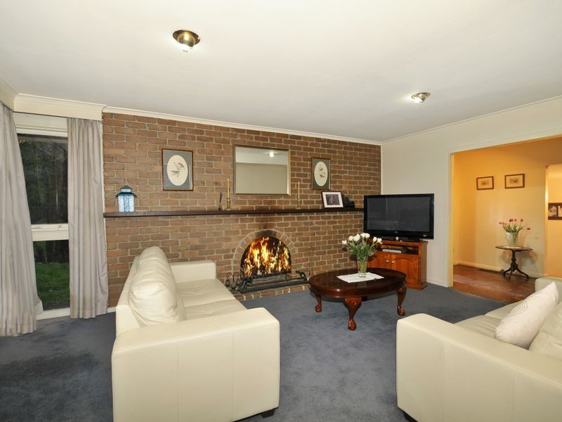 50 Orchard Avenue, Eltham North VIC 3095
