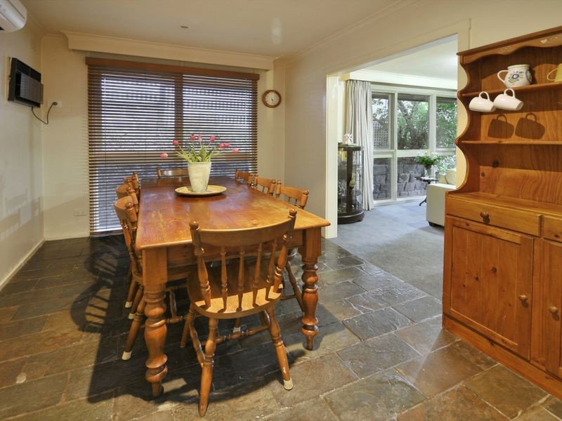 50 Orchard Avenue, Eltham North VIC 3095