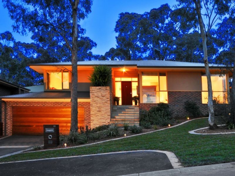2 Thomas Street, Eltham VIC 3095