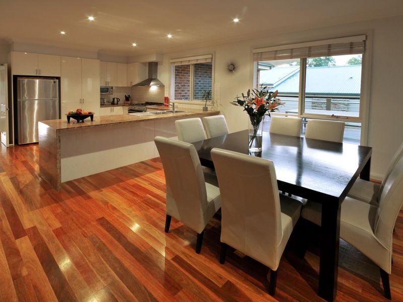 2 Thomas Street, Eltham VIC 3095