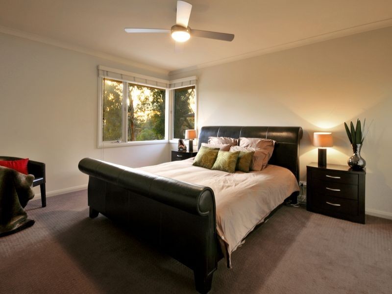 2 Thomas Street, Eltham VIC 3095