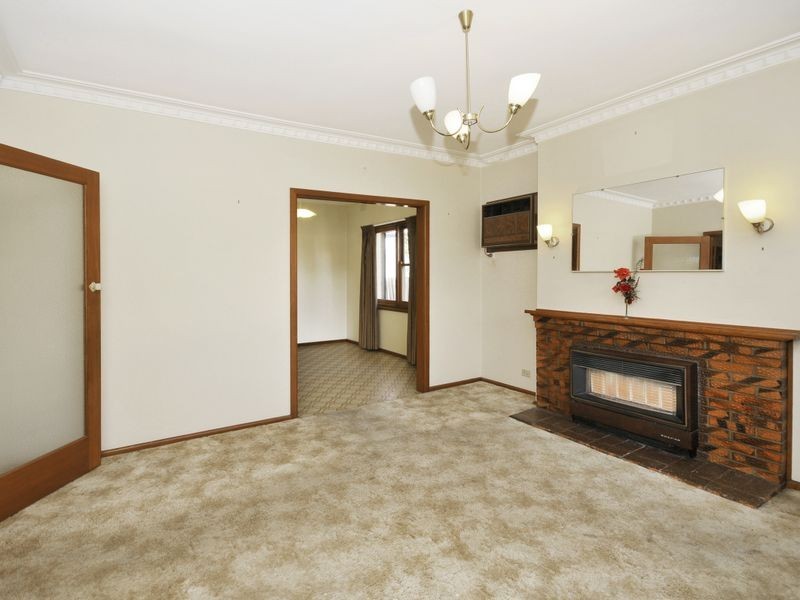 20 Liston Avenue, Reservoir VIC 3073