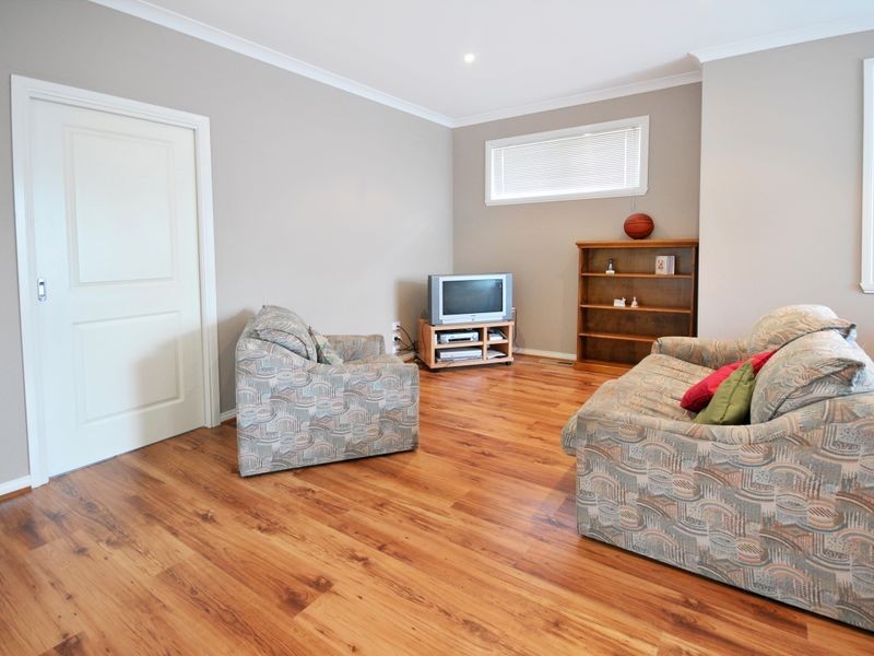 2/31 Mayona Road, Montmorency VIC 3094