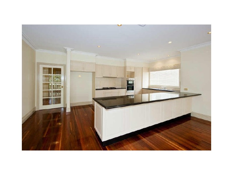 16 Delatite Court, Yallambie VIC 3085
