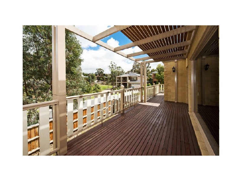 16 Delatite Court, Yallambie VIC 3085