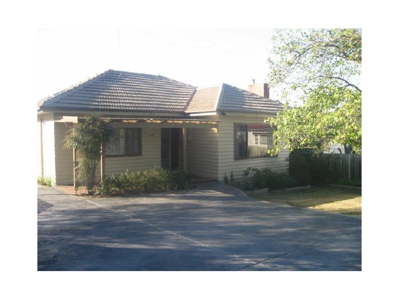 House 1/18 Scotland Avenue, Greensborough VIC 3088