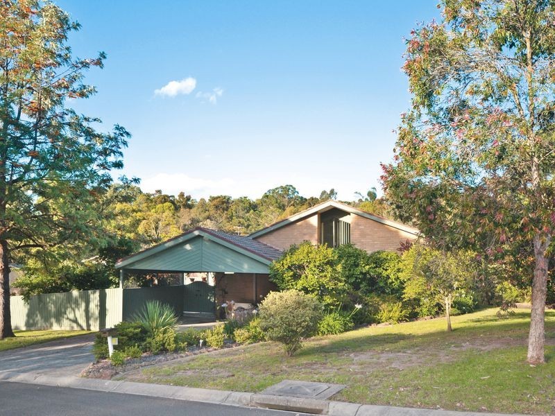 6 Scarlet Ash Court, Eltham VIC 3095