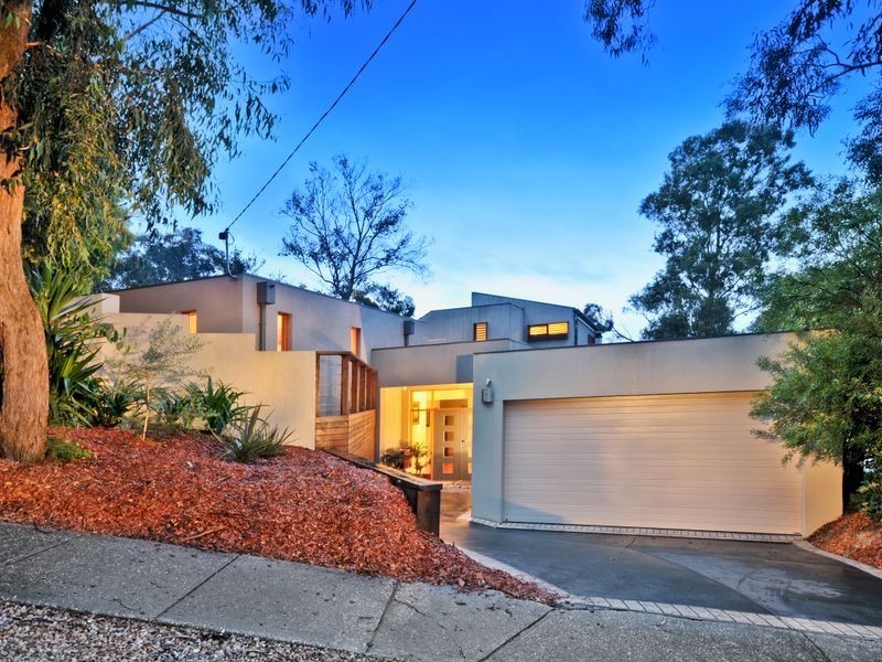 90 Silver Street, Eltham VIC 3095