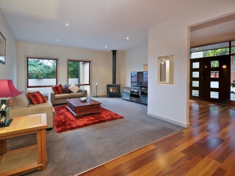 90 Silver Street, Eltham VIC 3095