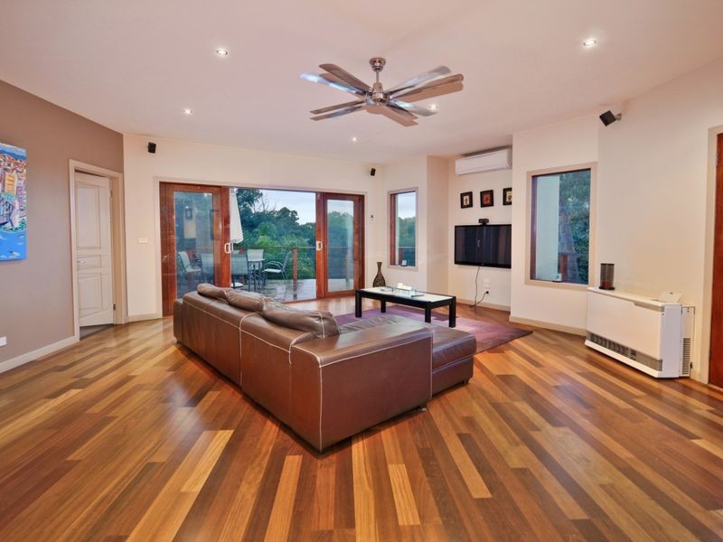 90 Silver Street, Eltham VIC 3095