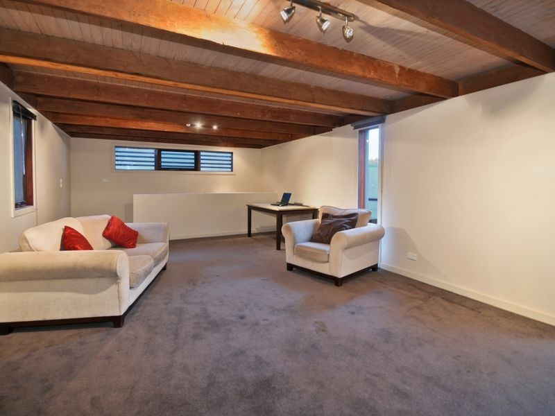 90 Silver Street, Eltham VIC 3095