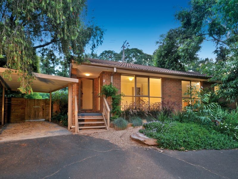 2/1 Coolabah Drive, Eltham VIC 3095