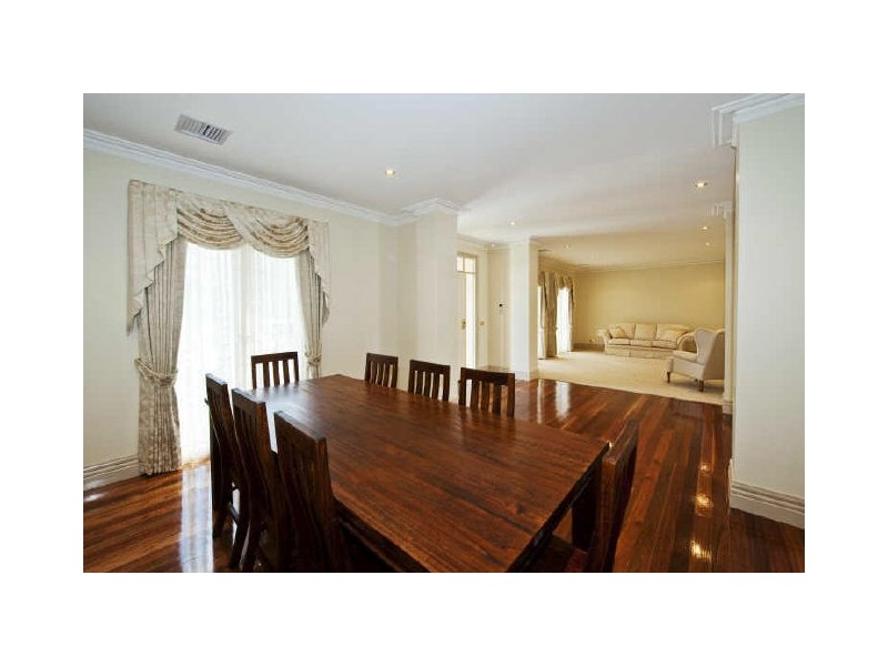 16 Delatite Court, Yallambie VIC 3085