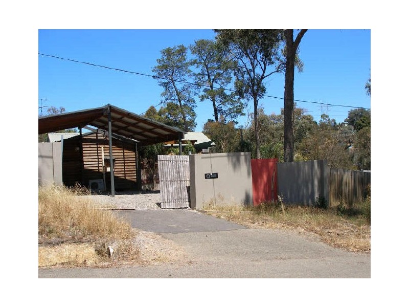 6 Nicholson Close, Research VIC 3095