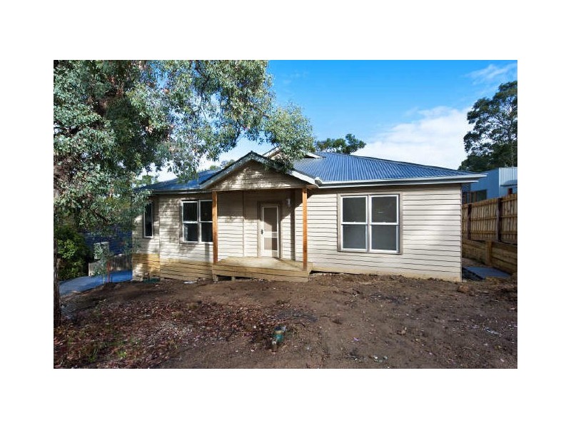 1/33 Silver Street, Eltham VIC 3095