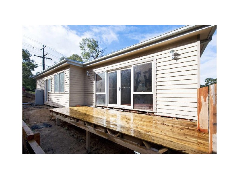 1/33 Silver Street, Eltham VIC 3095