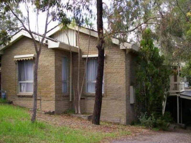 32 Ryans Road, Eltham VIC 3095