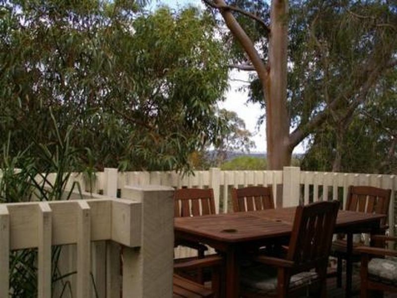 32 Ryans Road, Eltham VIC 3095