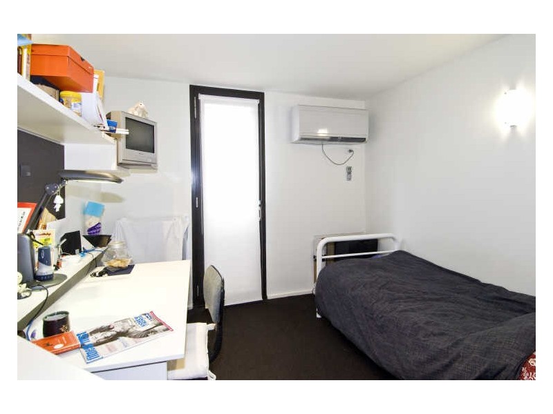 Carlton VIC 3053